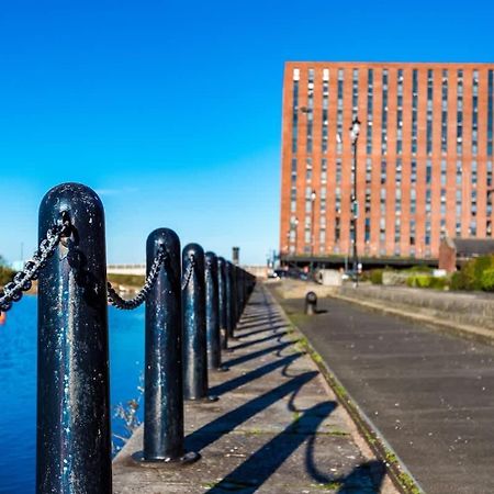 Fabulous Quayside Apartment With Free Parking Liverpool Exteriér fotografie